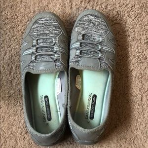 Danskin memory foam sneakers sz8